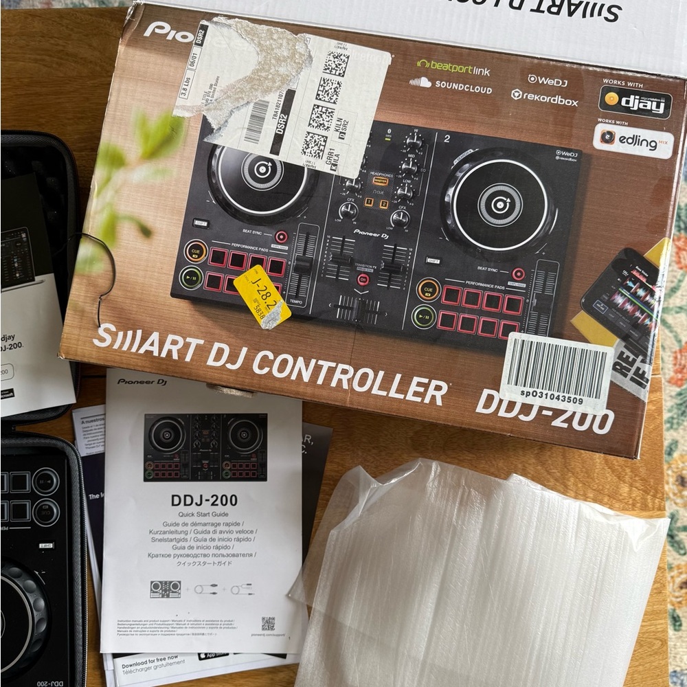 PIONEER DJ Controller with Black Case